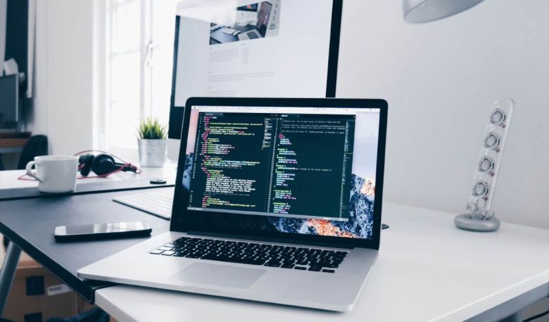 The-Role-of-IT-Innovations-in-Financial-Services