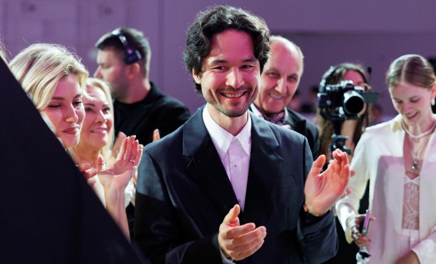 Who Is Lado Okhotnikov A Reputation Between Two Worlds